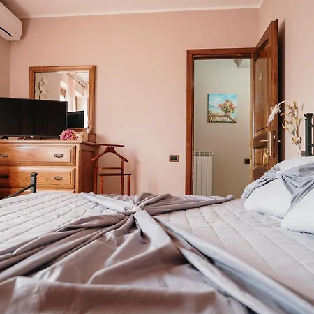 Casa vacanze Del Turano - Il Nido Dell'aquila Ascrea